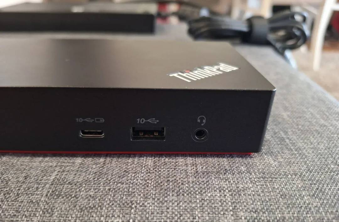 Lenovo ThinkPad Thunderbolt 4 Workstation Dock 40B00300EU, 300 W
