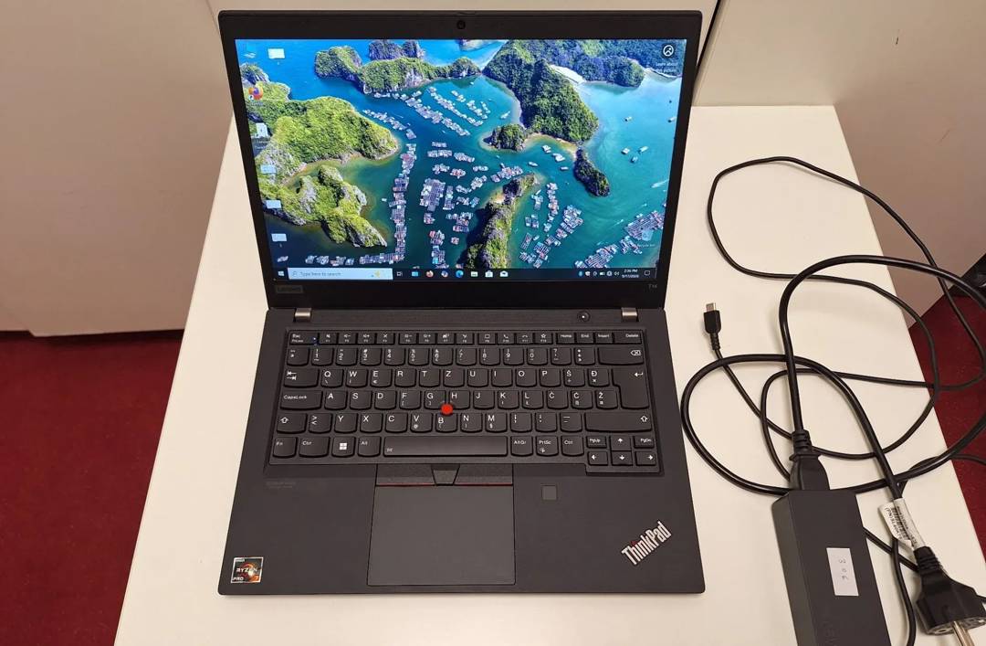 Lenovo ThinkPad T14 Gen 1 14" — Ryzen 7 PRO 4750U, 16GB, 256GB SSD