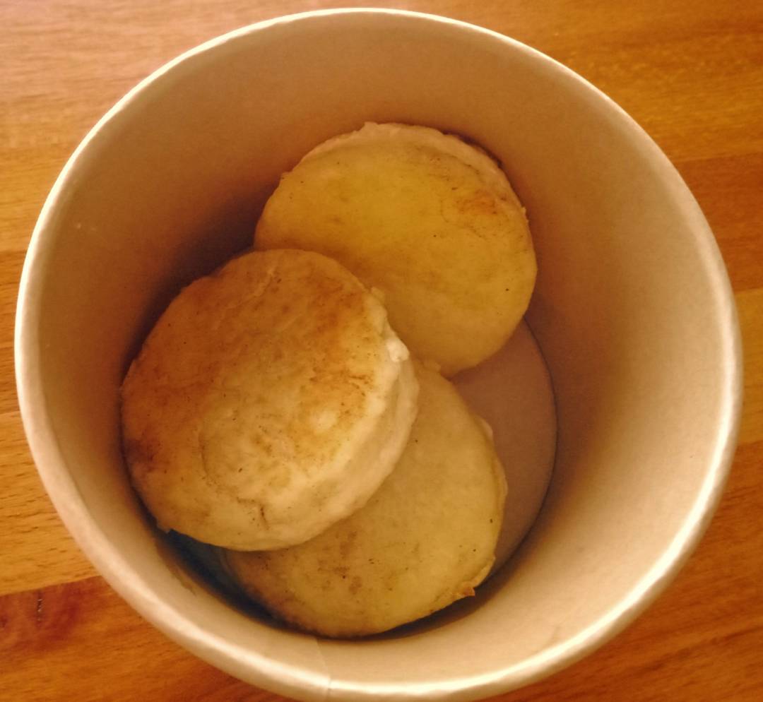 Vanilla syrniki (fried)