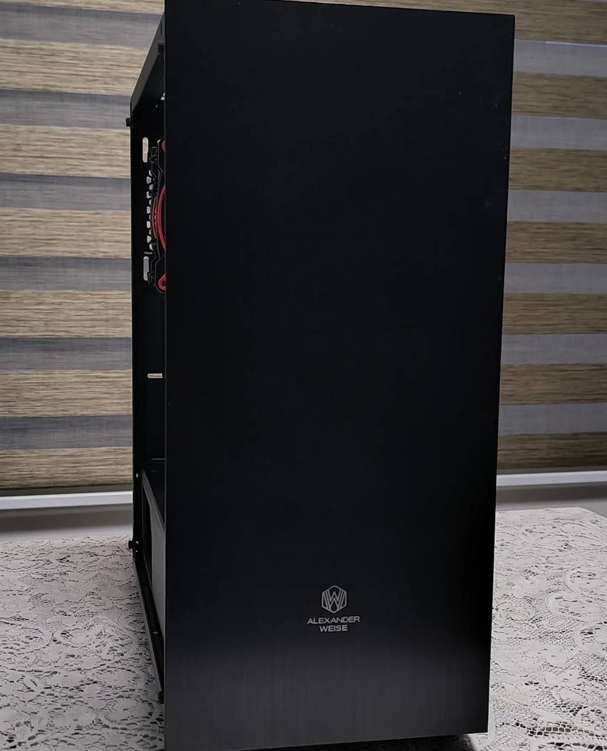 Computer Intel i7-14700K, MSI B760M, 32GB DDR5, M.2 SSD 500GB — gebraucht