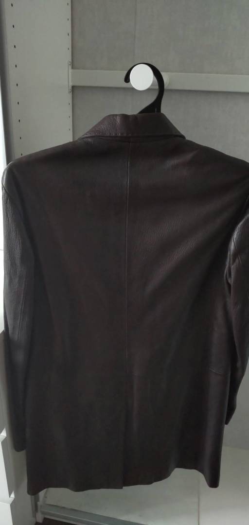 Herrenmantel Größe L. Echtes Leder. 200 Euro.