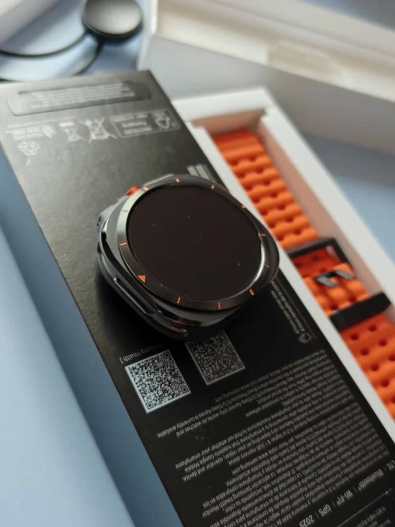 Samsung Galaxy Watch Ultra 47mm Gray - като нов, с гаранция