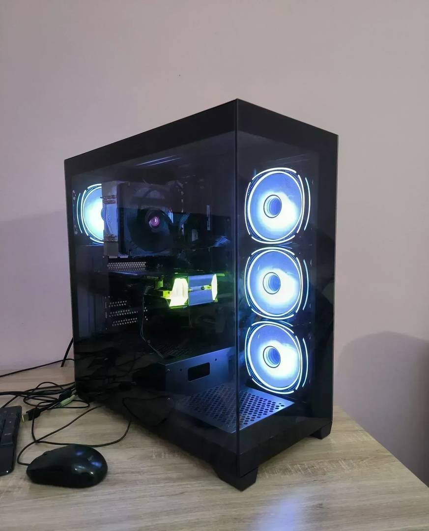 Computer AMD Ryzen AM5 — Ryzen 5 7600 bis Ryzen 9 9950X, 16GB DDR5, SSD 512GB