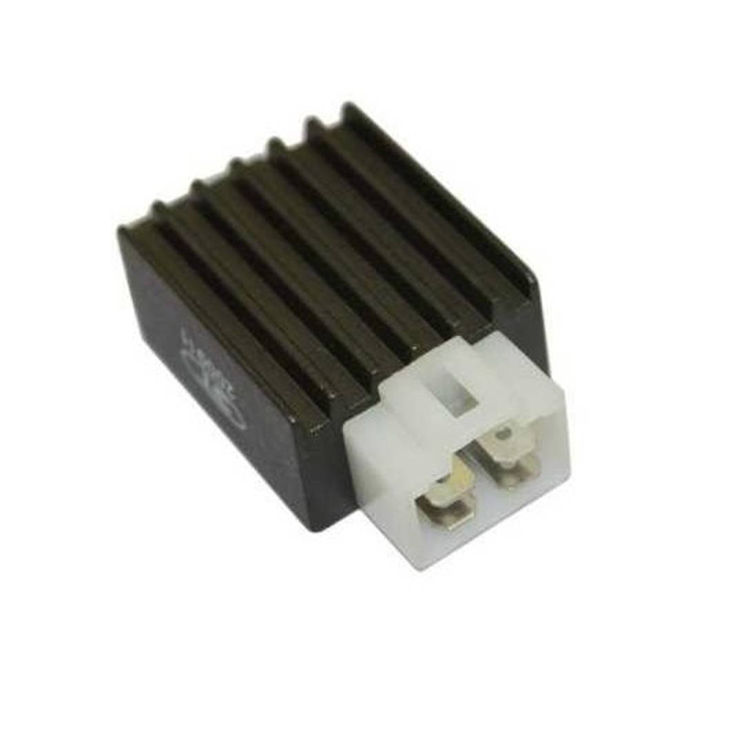 Regler (Spannungsregler) für Roller und Motorräder — 4, 5 und 6 Pins, neu