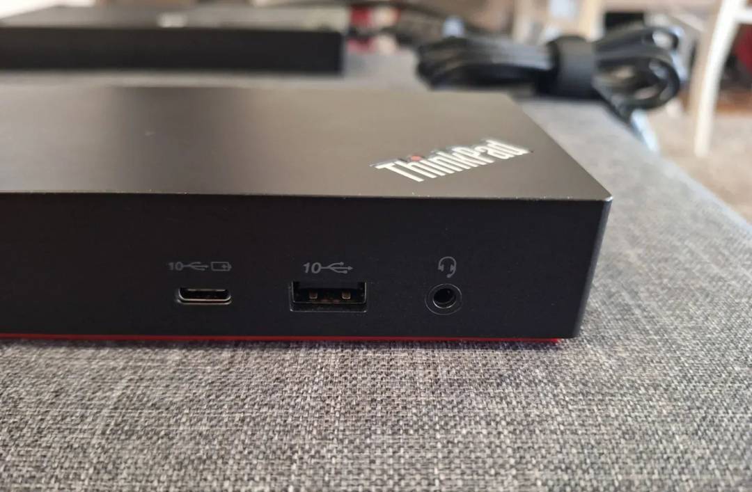 Lenovo ThinkPad Thunderbolt 4 Workstation Dock 40B00300EU, 300 W