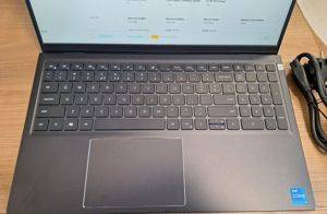 Dell Vostro 15 5510 15.6" FHD — i5-11320H, 8GB DDR4, 256GB SSD — Beograd