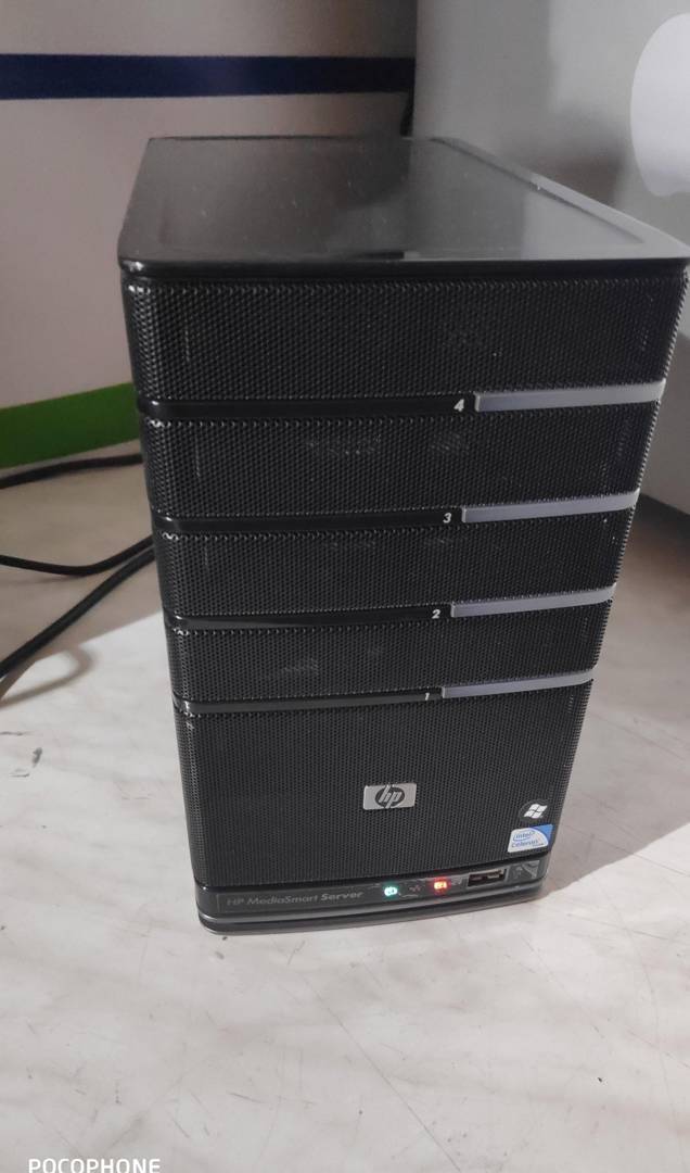 Mini server HP MediaSmart EX490 Celeron 2.2 GHz / 2 GB