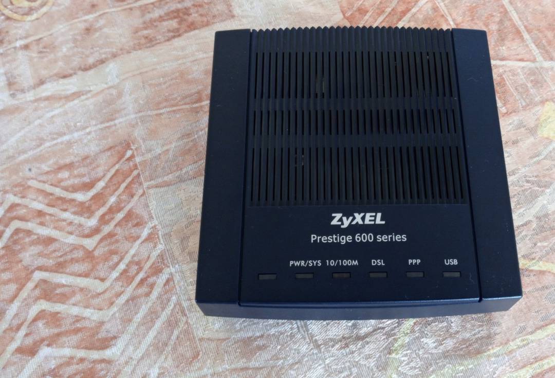 Модем Zyxel Prestige 660RU-T1