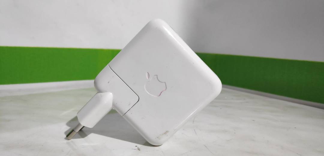 Strujni adapter Apple 5 V 1 A