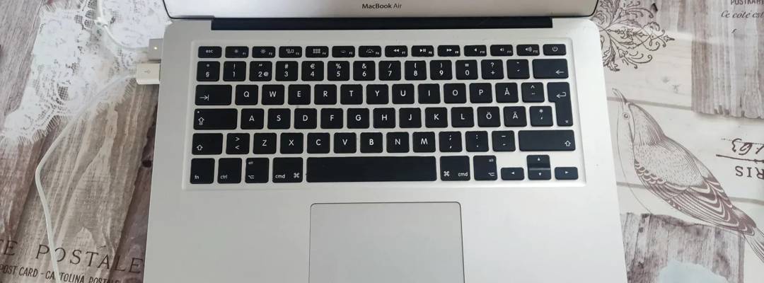 Palmrest mit Tastatur Apple MacBook Air 13 A1466 (Early 2014)