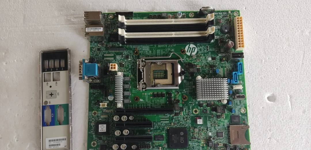 Дънна платка HP ProLiant ML310e Gen8 v2