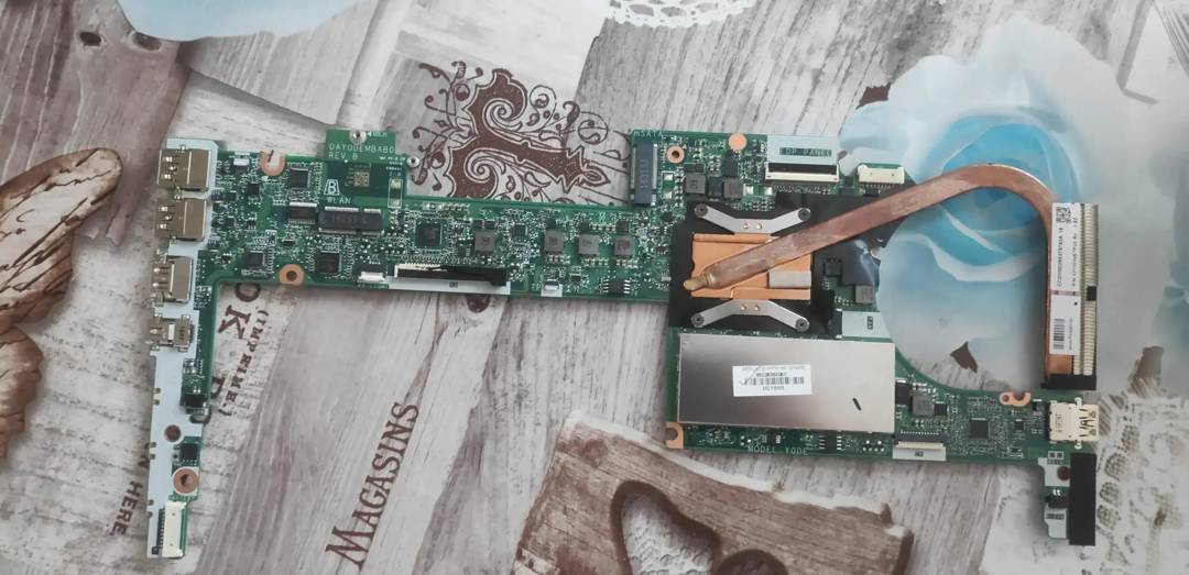 Laptop alaplap HP Spectre x360 Convertible i5-6200U
