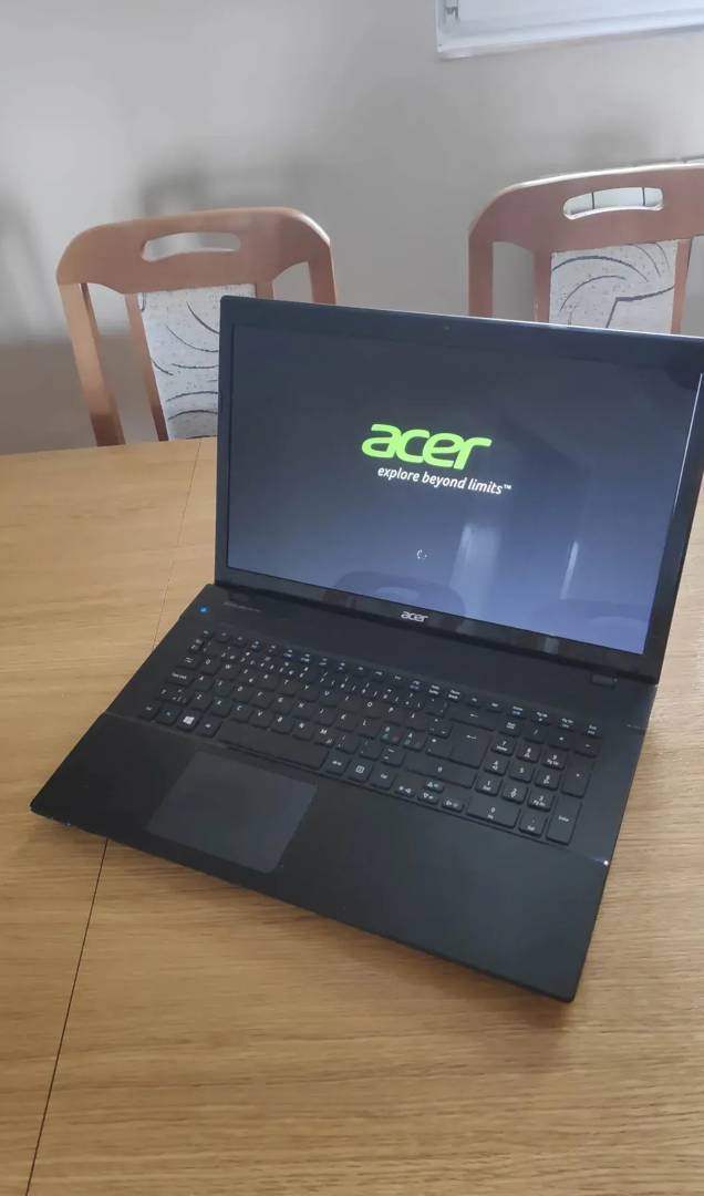 Laptop Acer Aspire V3-772G i7-4702MQ / 12 GB / 128 GB SSD