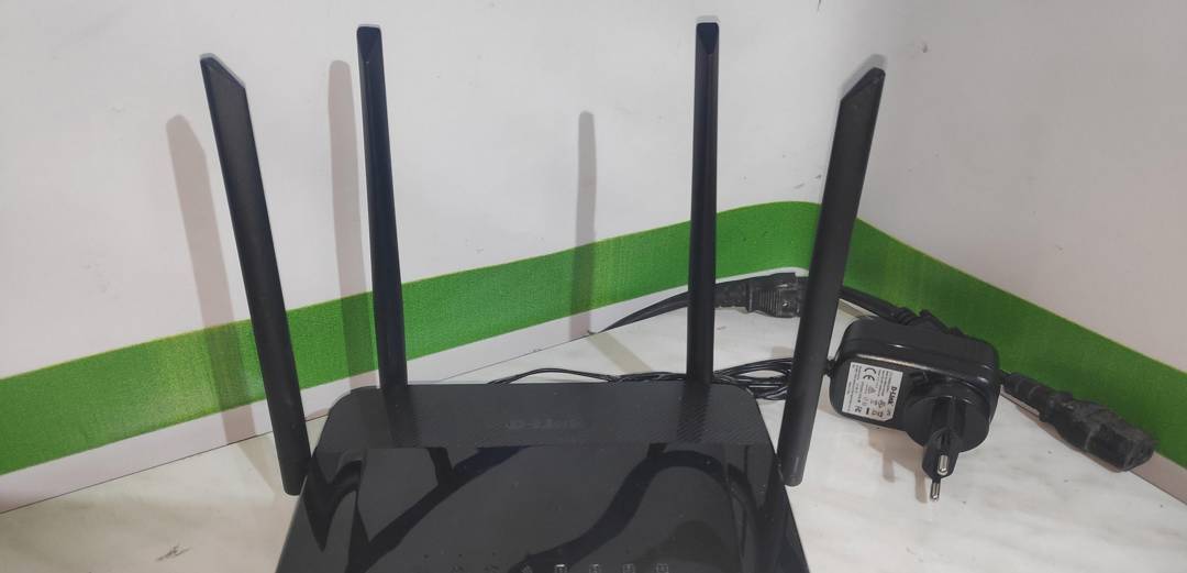 Wi-Fi-роутер D-Link DIR-842