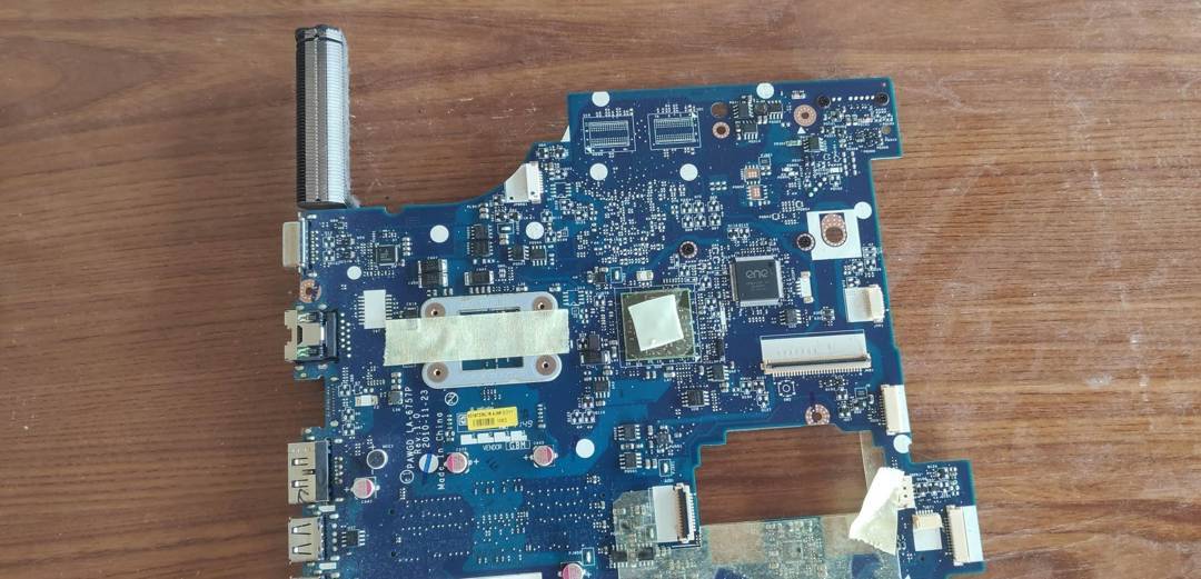 Laptop alaplap Lenovo G575