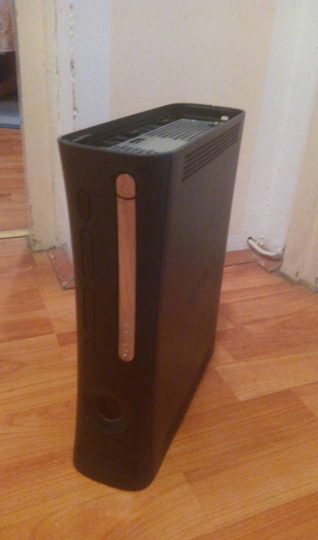Игрална конзола Microsoft Xbox 360