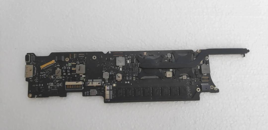 Дънна платка за лаптоп Apple MacBook Air 11 A1370 (Late 2010) 1.4 GHz / 2 GB