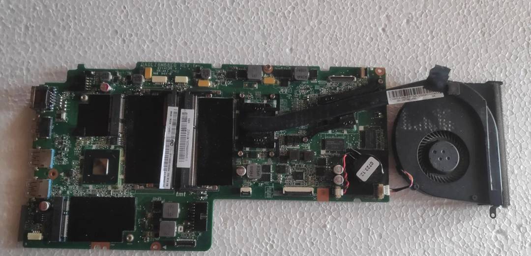 Laptop alaplap Lenovo IdeaPad U410