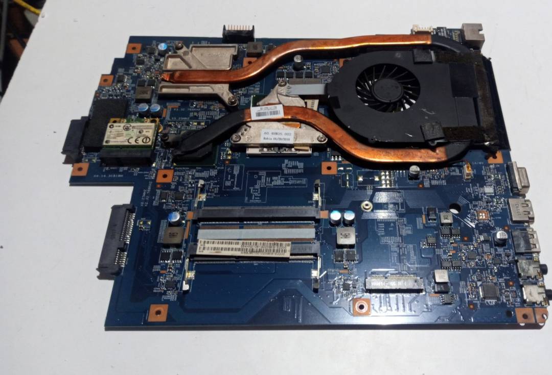 Delovi za laptop Packard Bell EasyNote LM86