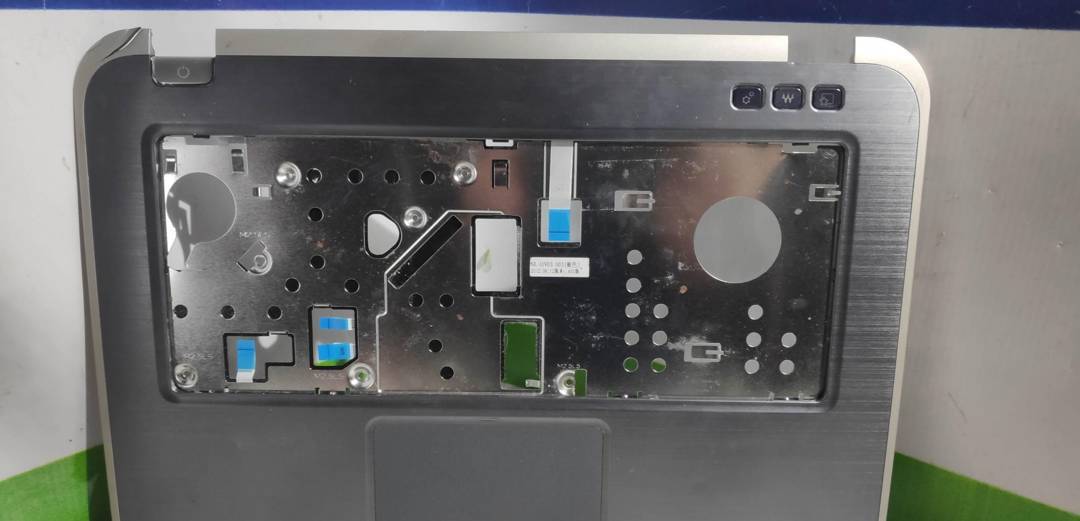 Палмрест с тъчпад Dell Inspiron 5423