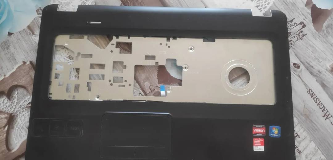 Palmrest with touchpad HP Pavilion dv7-4134ez