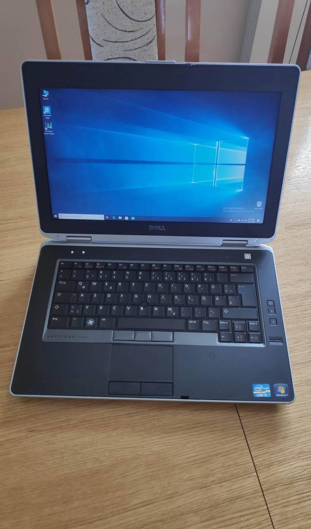 Laptop Dell Latitude E6430 i5-3320M / 4 GB / 320 GB HDD