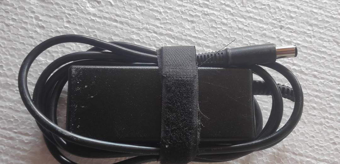 Punjač za laptop HP 18.5 V 3.5 A