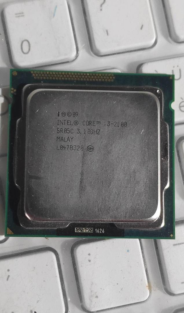 Процессор Intel Core i3-2100 LGA1155