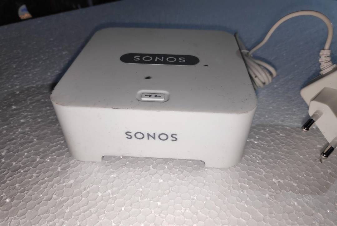 Omrežni most za brezžični zvočni sistem Sonos Bridge