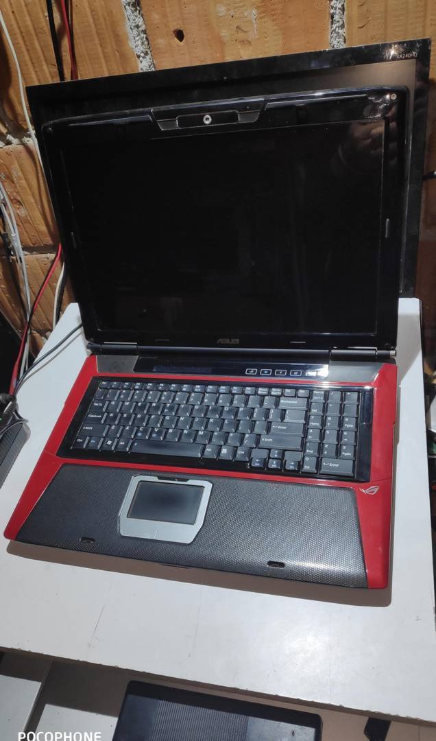 Delovi za laptop Asus ROG G71G