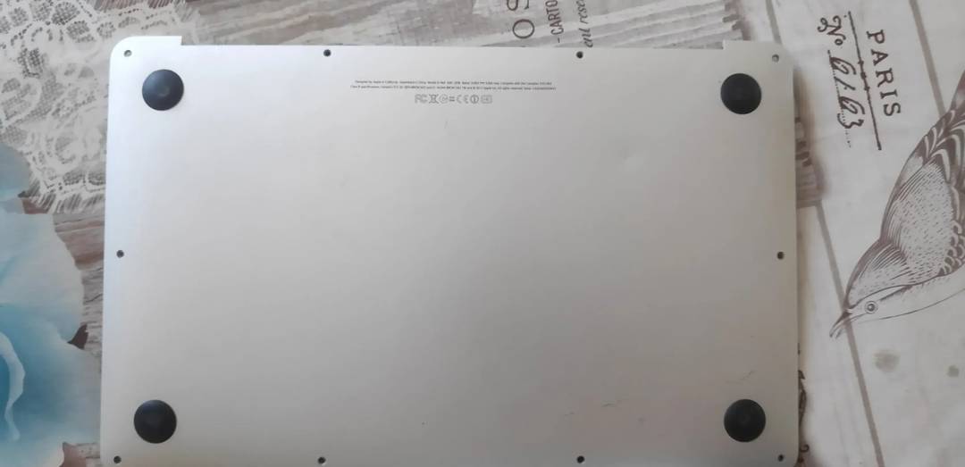 Bodenschale Apple MacBook Air 11 A1465 (Mid 2012)