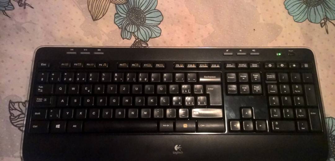 Kabellose Tastatur Logitech K520
