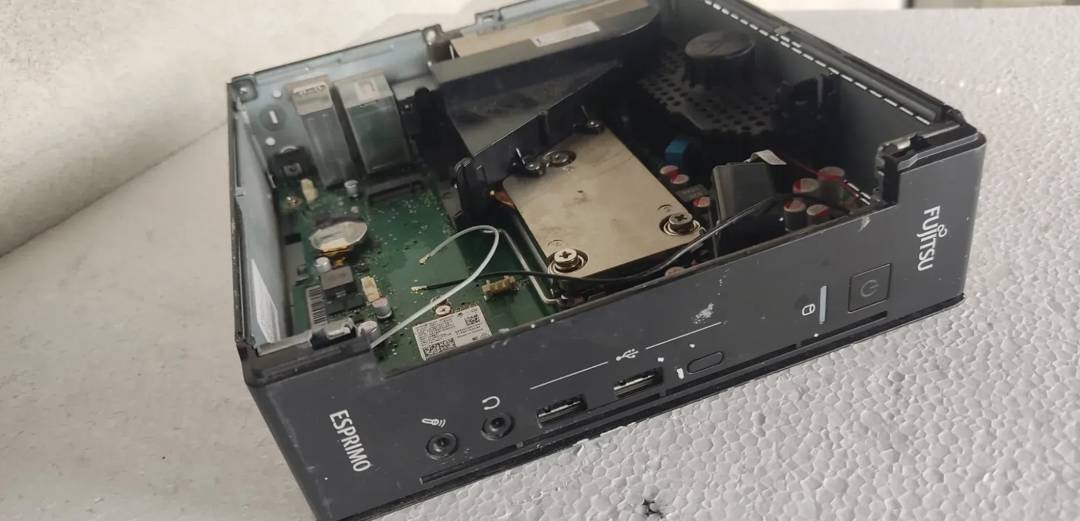 Sistem barebone Fujitsu Siemens D3603-A11 GS1 LGA1151