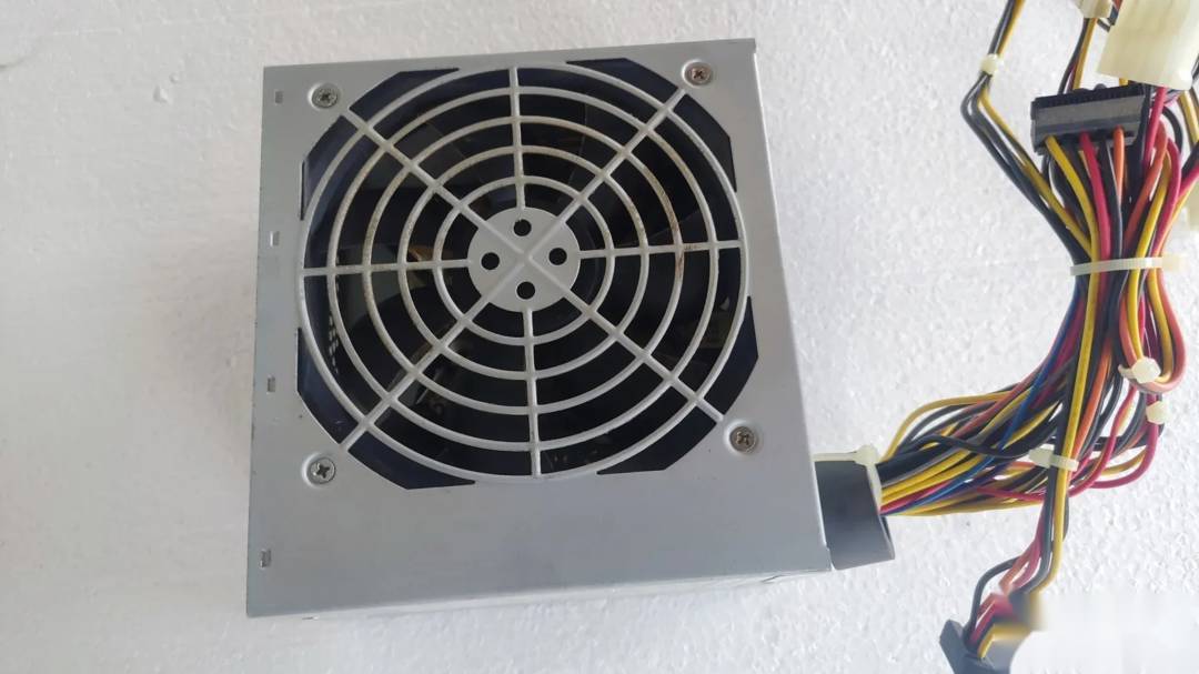 Захранване за компютър FSP 250 W