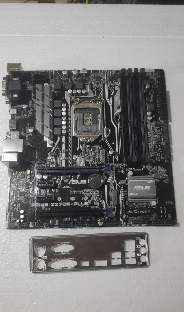 Материнська плата Asus PRIME Z270M-PLUS LGA1151 micro-ATX