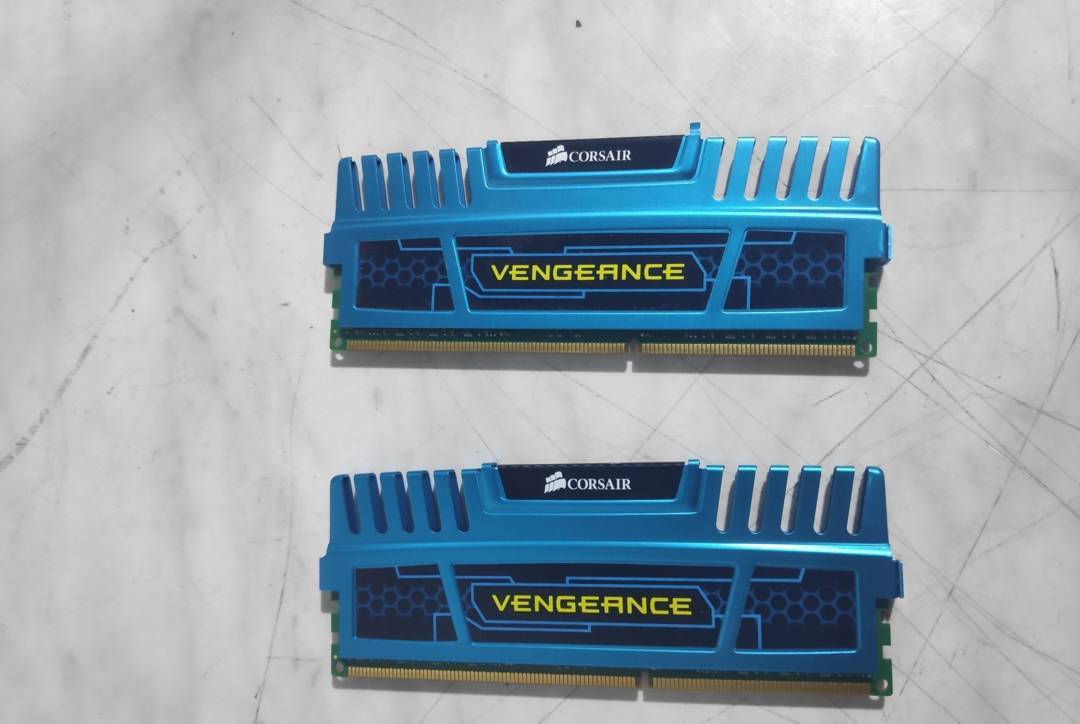 Asztali számítógép RAM Corsair Vengeance DDR3 1600 MHz