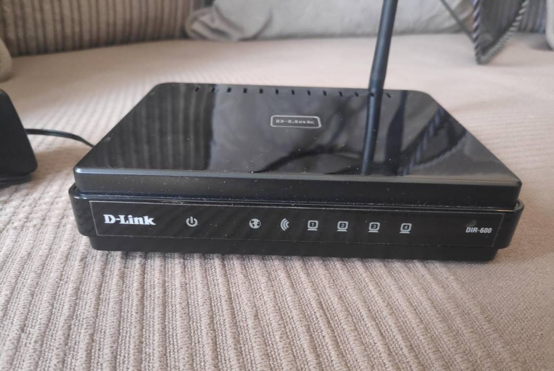 Wi-Fi-роутер D-Link DIR-600M N150