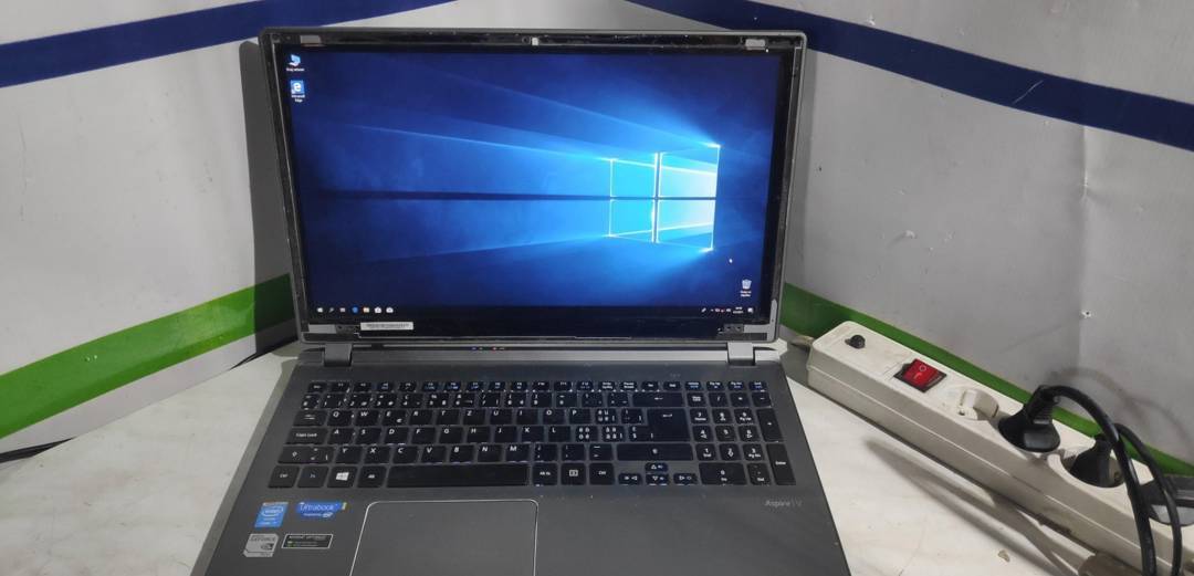 Delovi za laptop Acer Aspire V7-582PG i7-4500U