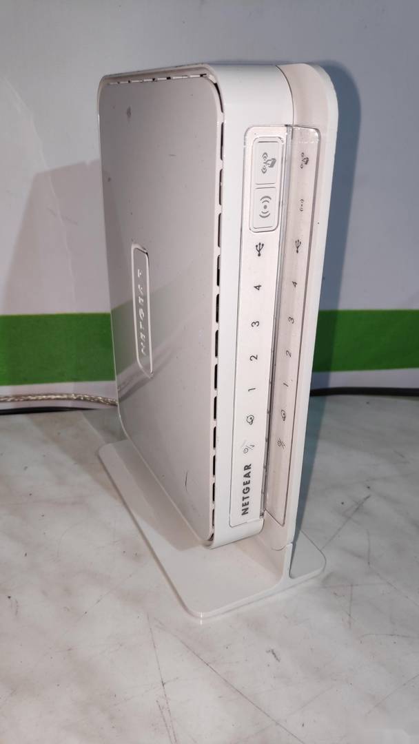Wi-Fi-роутер Netgear WNR2200