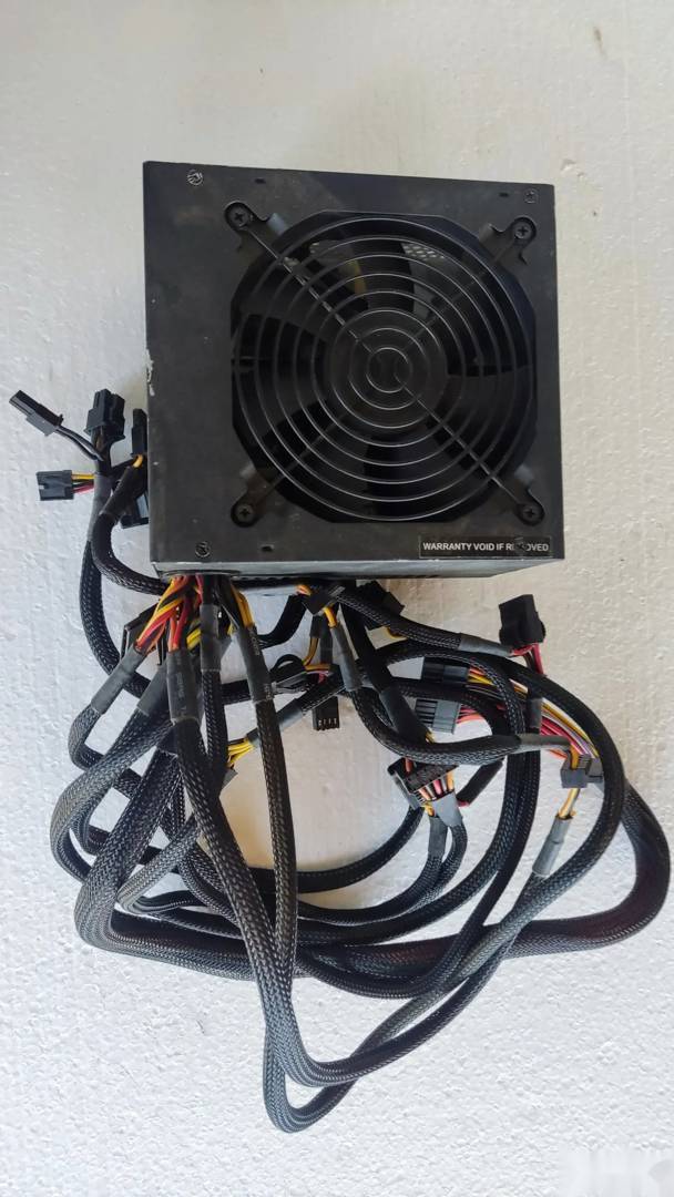 Захранване за компютър Corsair VX550 550 W