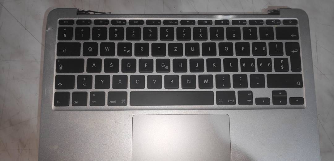 Части за лаптоп Apple MacBook Air 11 A1370 (Late 2010) Core 2 Duo 1.4 GHz