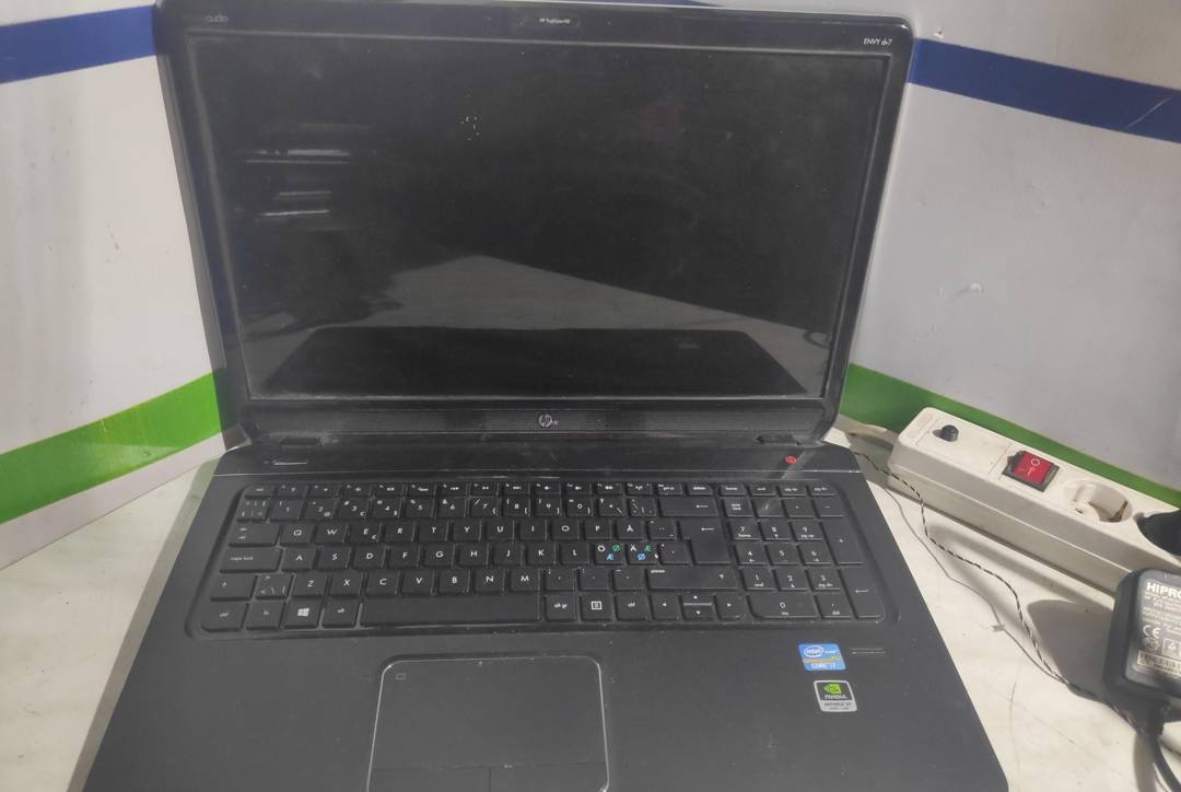 Части за лаптоп HP Pavilion dv7-7302eo