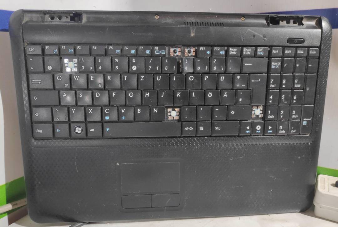 Delovi za laptop Asus P50IJ Intel T4500