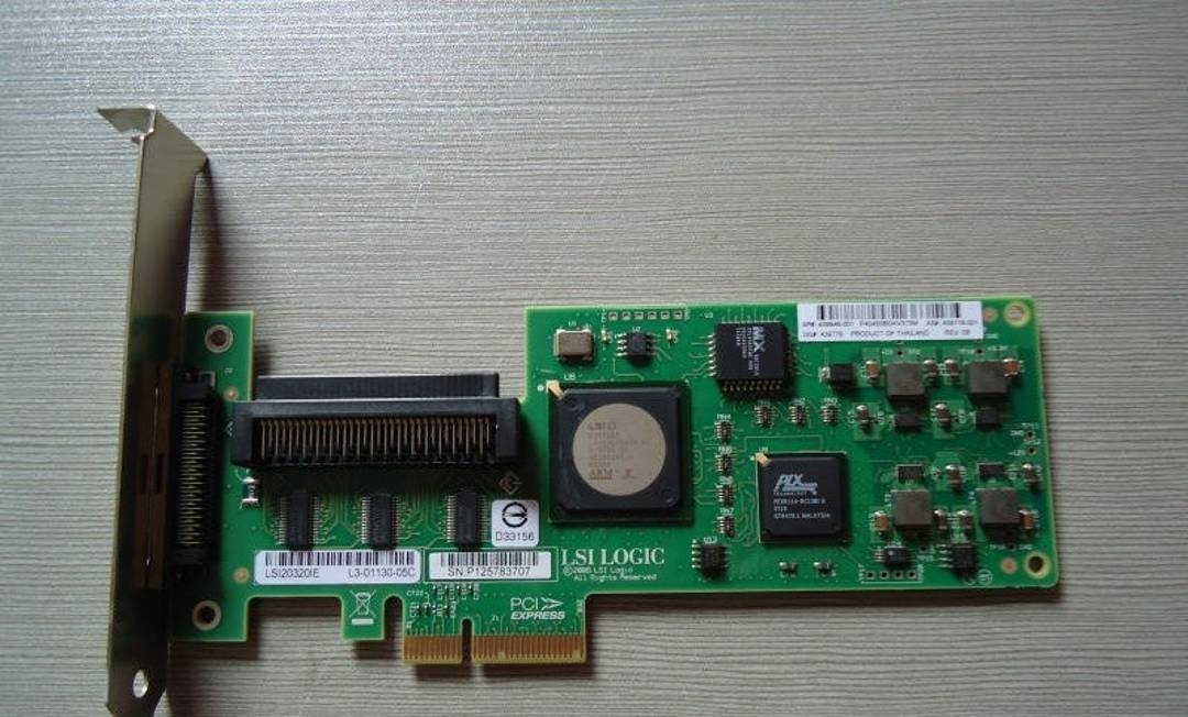 SCSI kontroler HP SC11Xe U320 PCIe 439946-001