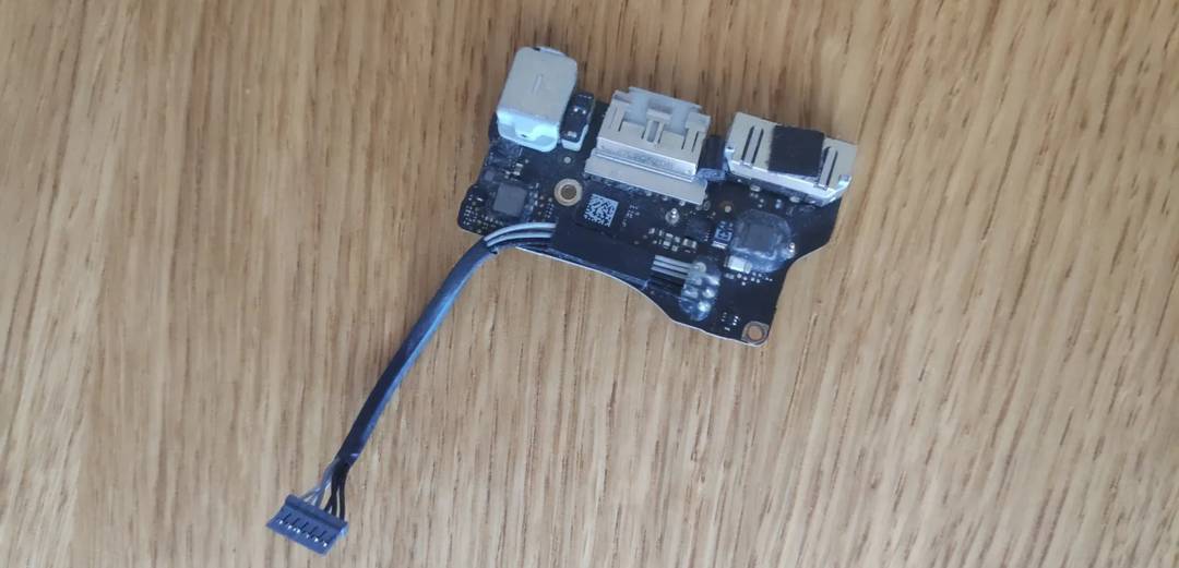 DC-Strombuchse Apple MacBook Air 13 A1466 (Mid 2012)