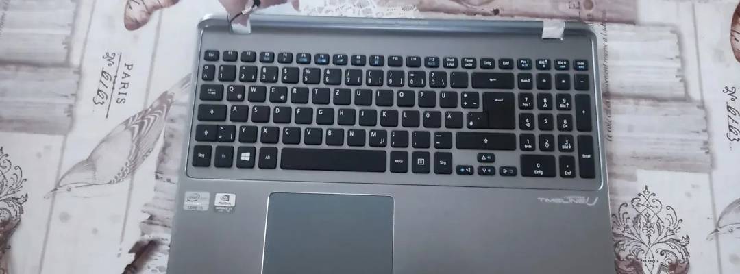 Palmrest mit Tastatur und Touchpad Acer Aspire M5-581T