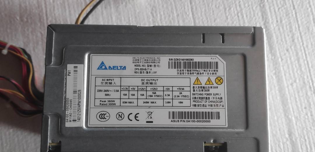 Захранване за компютър Delta Electronics 360 W