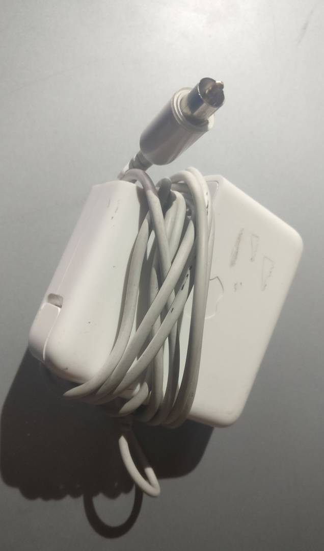 Зарядно за лаптоп Apple 56 W A1036