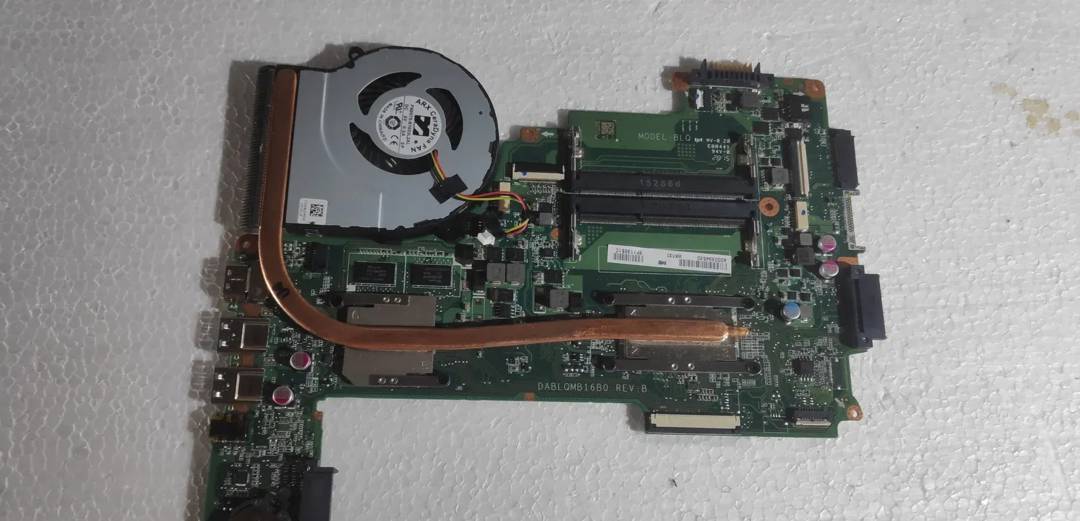 Matična ploča za laptop Toshiba C50-CBT2NXX i3-4005U DABLQMB16B0