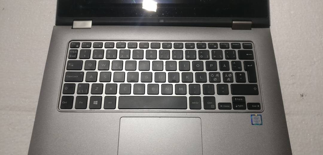 Delovi za laptop Dell Inspiron 13 (P57G) i7